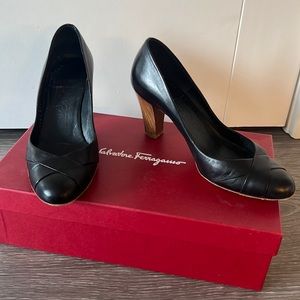 Salvatore Ferragamo Salut 2 Napa Calf